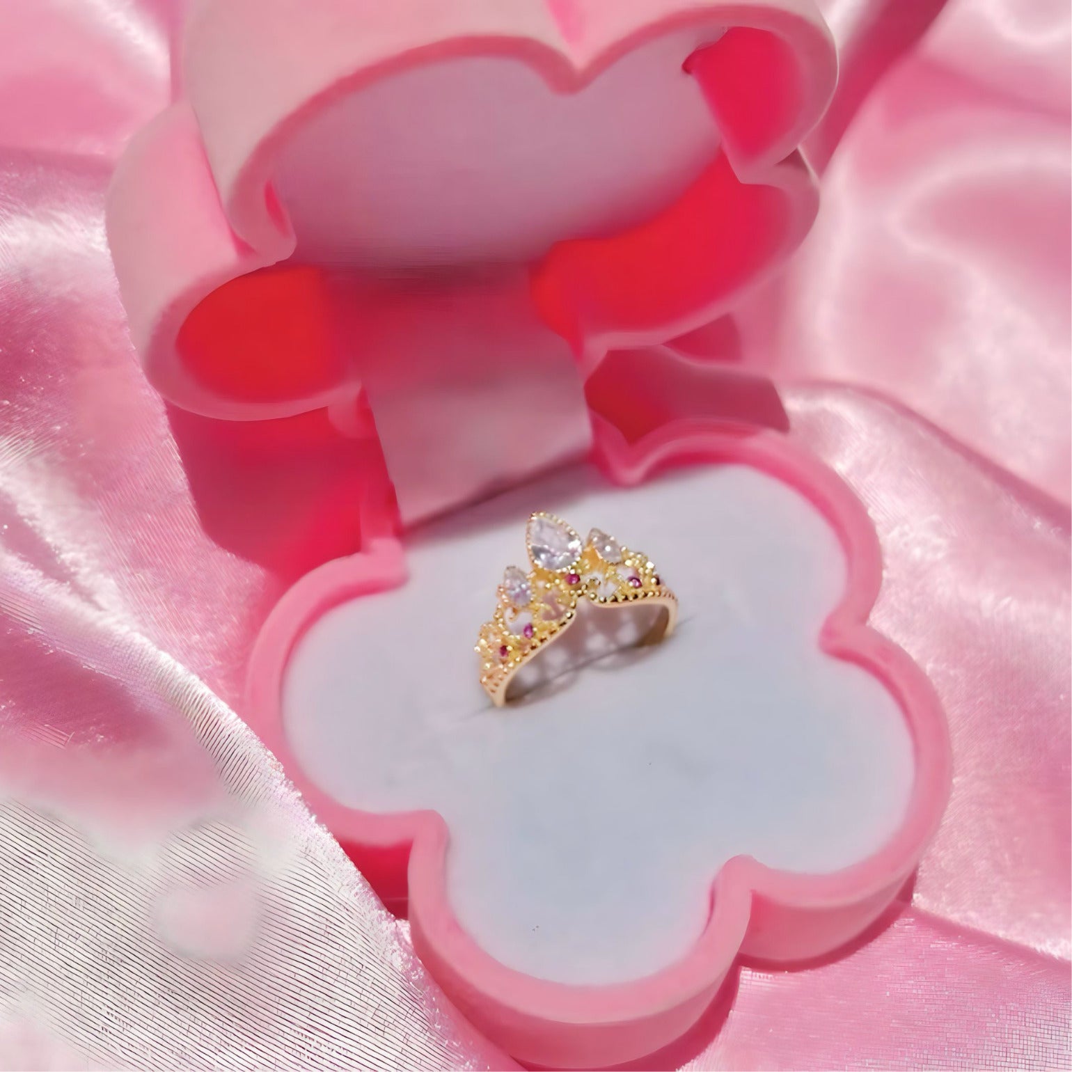 ''Rapunzel'' Crown ring